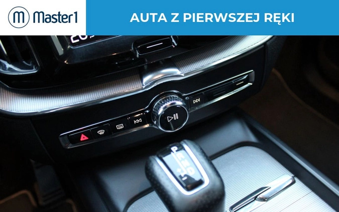 Volvo XC 60 cena 127850 przebieg: 165856, rok produkcji 2018 z Kraków małe 191